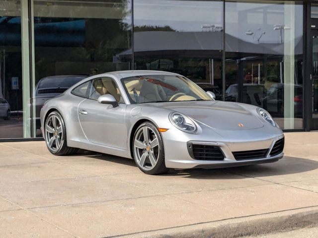 2017 Porsche 911 Carrera