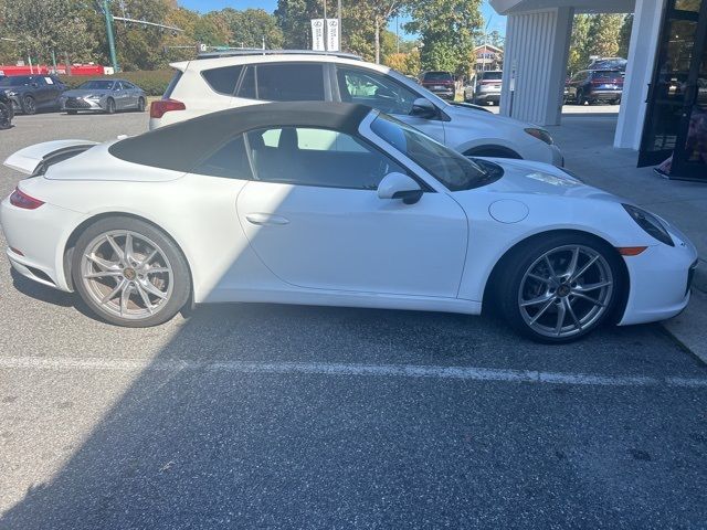 2017 Porsche 911 Carrera