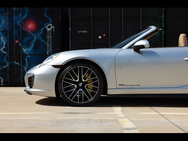 2017 Porsche 911 Carrera 4
