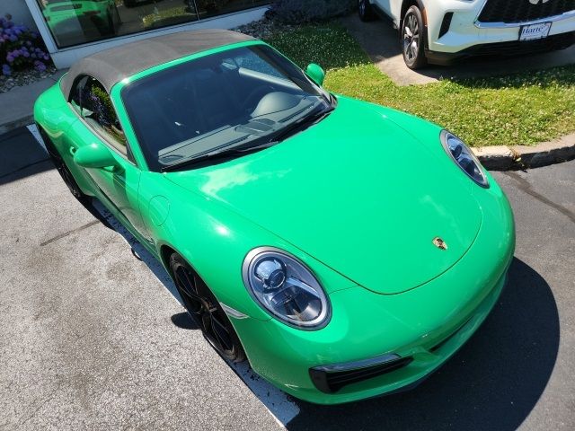 2017 Porsche 911 Carrera