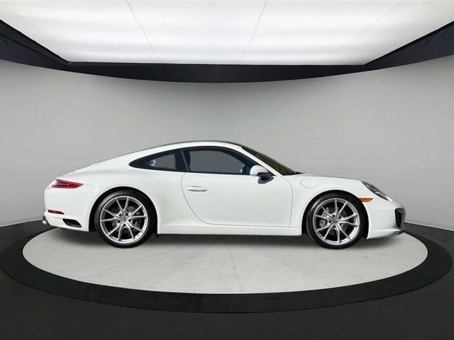 2017 Porsche 911 Carrera