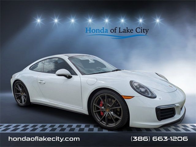 2017 Porsche 911 Carrera 4S