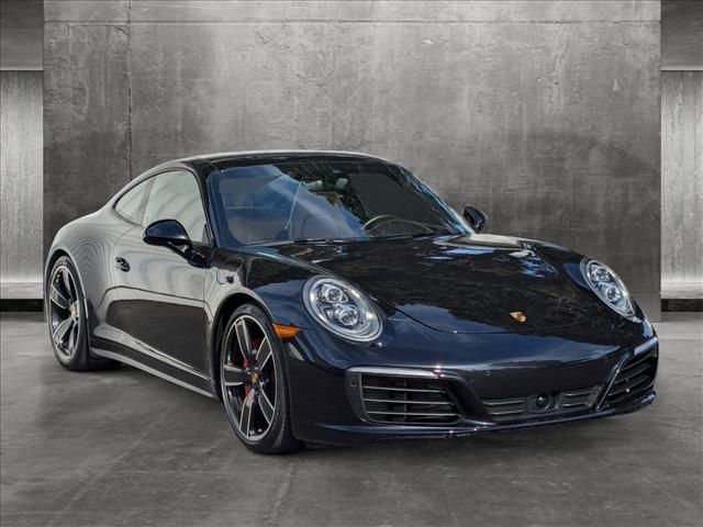 2017 Porsche 911 Carrera 4S