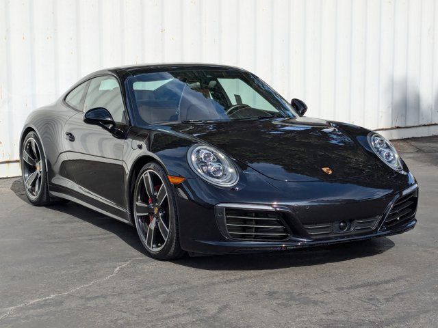 2017 Porsche 911 Carrera 4S