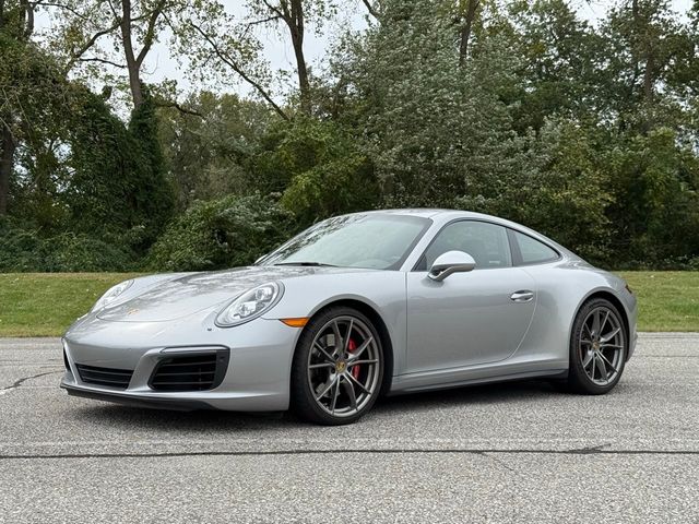 2017 Porsche 911 Carrera 4S