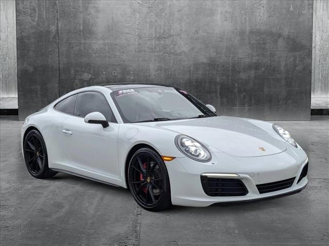 2017 Porsche 911 Carrera 4S