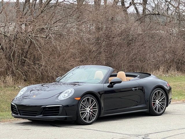 2017 Porsche 911 Carrera 4S