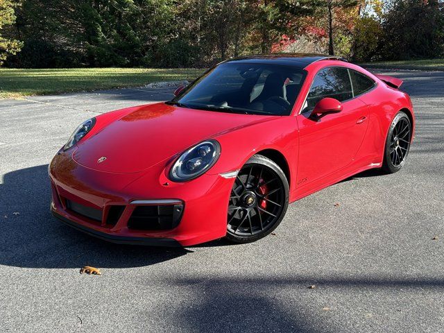 2017 Porsche 911 Carrera GTS