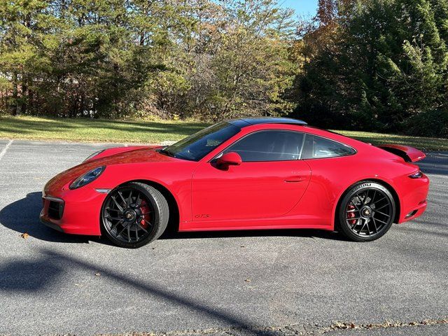 2017 Porsche 911 Carrera GTS