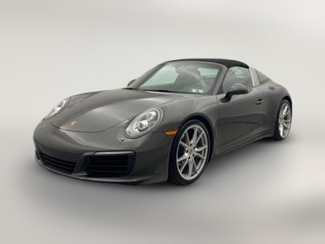 2017 Porsche 911 4