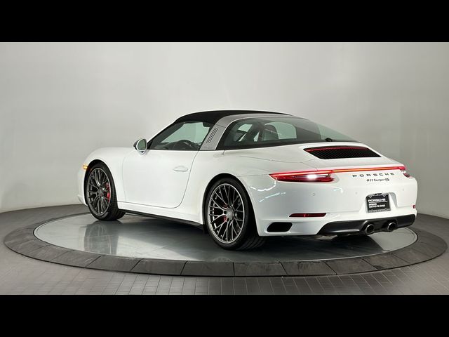 2017 Porsche 911 4 GTS