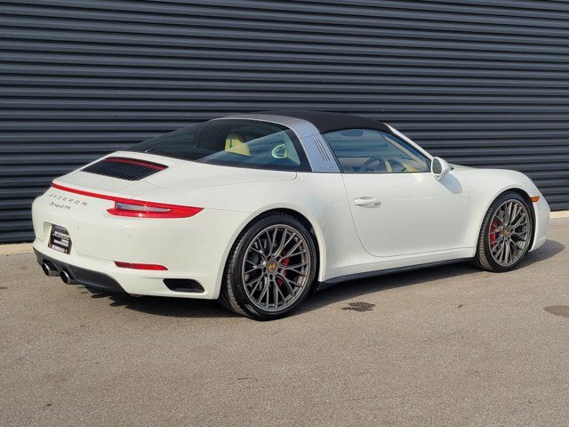 2017 Porsche 911 4S