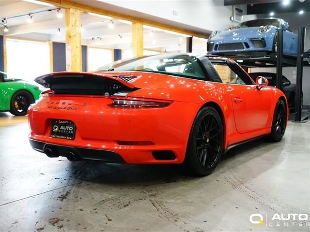 2017 Porsche 911 4 GTS