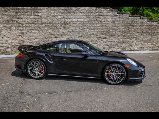 2017 Porsche 911 Turbo