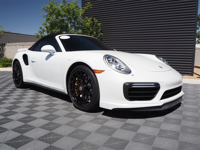 2017 Porsche 911 Turbo