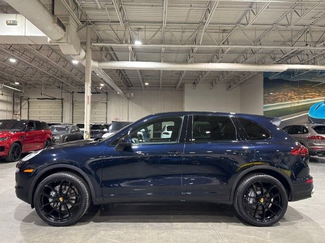 2017 Porsche Cayenne Base