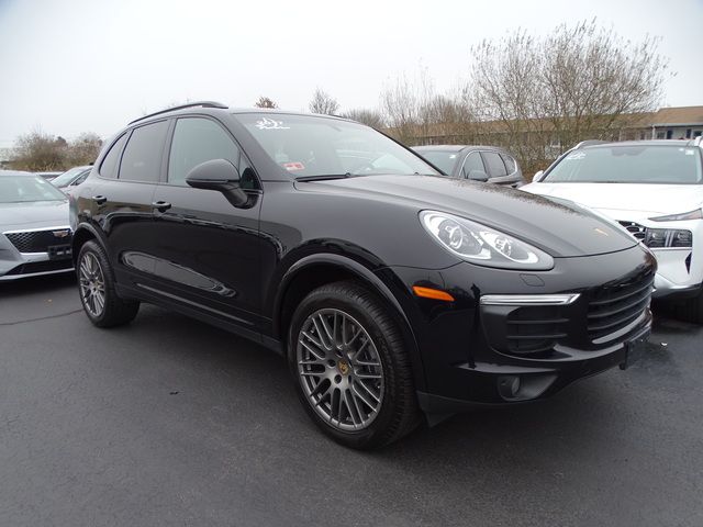 2017 Porsche Cayenne Base