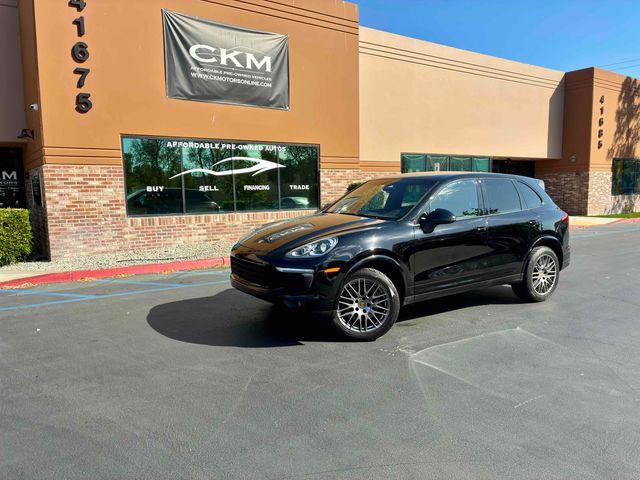 2017 Porsche Cayenne Base