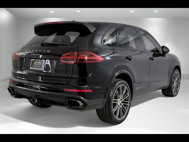 2017 Porsche Cayenne Base