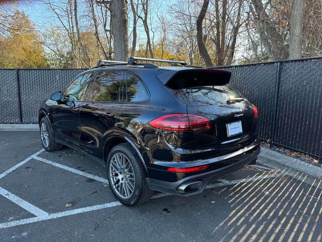 2017 Porsche Cayenne Base