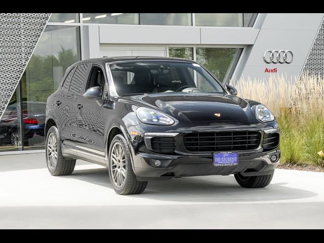 2017 Porsche Cayenne Base