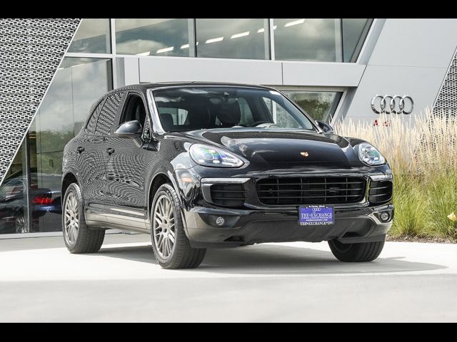 2017 Porsche Cayenne Base