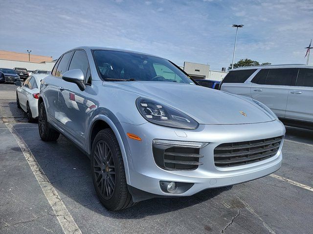 2017 Porsche Cayenne Platinum Edition