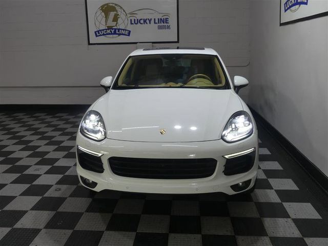 2017 Porsche Cayenne Platinum Edition