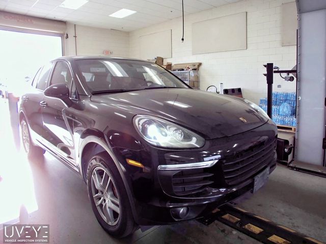 2017 Porsche Cayenne Base