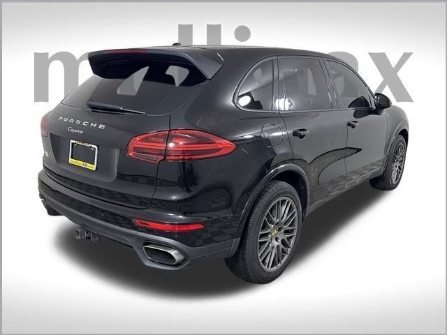 2017 Porsche Cayenne Platinum Edition