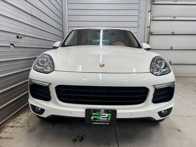 2017 Porsche Cayenne Platinum Edition