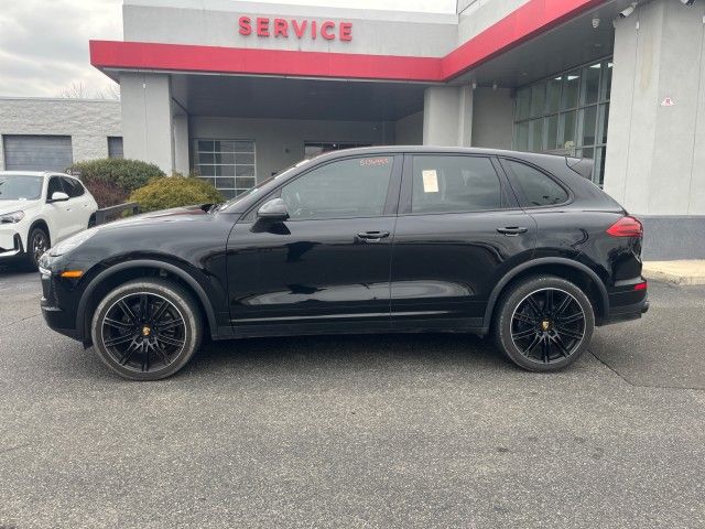 2017 Porsche Cayenne Base