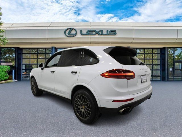 2017 Porsche Cayenne Platinum Edition