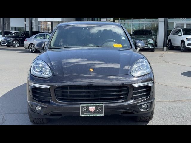 2017 Porsche Cayenne Platinum Edition