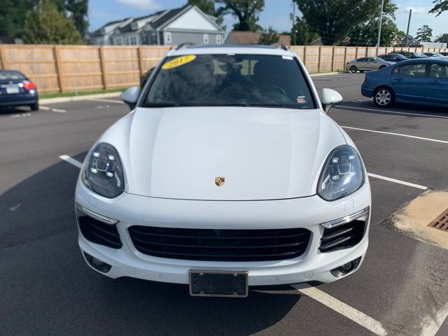 2017 Porsche Cayenne Base