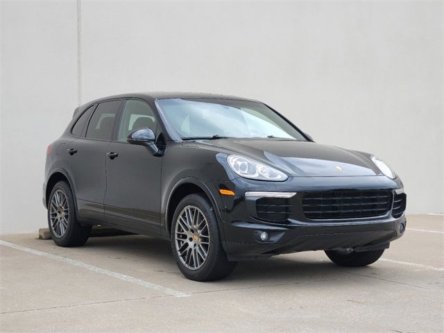 2017 Porsche Cayenne Platinum Edition