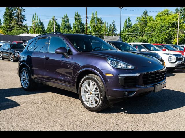 2017 Porsche Cayenne Base