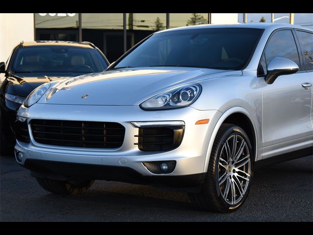 2017 Porsche Cayenne Base