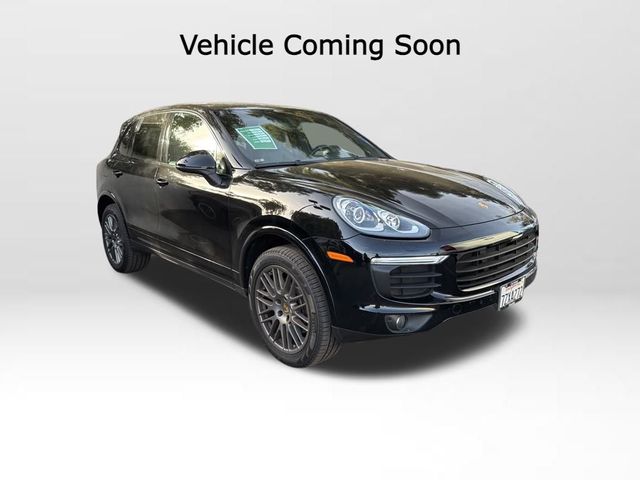 2017 Porsche Cayenne Base