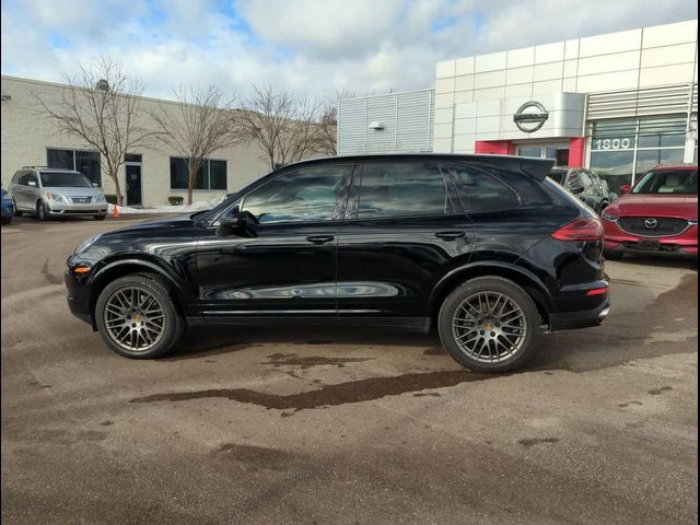 2017 Porsche Cayenne Base