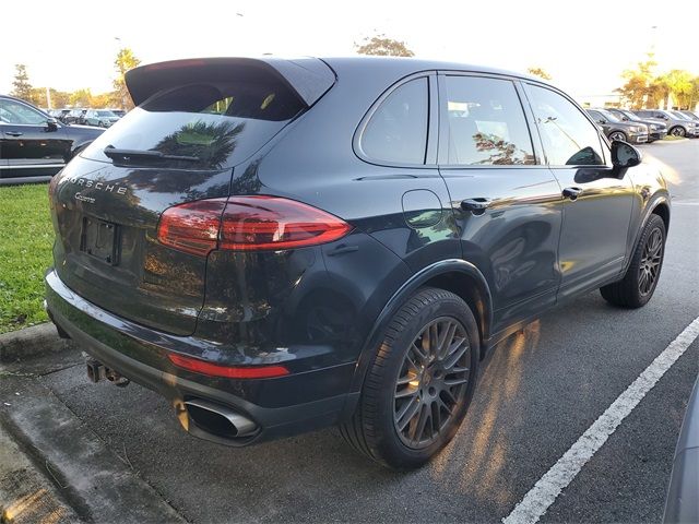 2017 Porsche Cayenne Platinum Edition