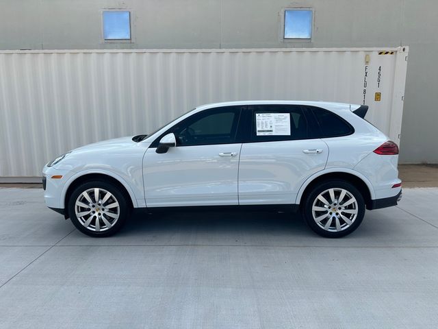 2017 Porsche Cayenne Platinum Edition