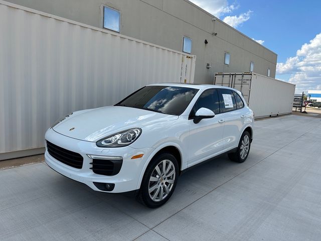 2017 Porsche Cayenne Platinum Edition