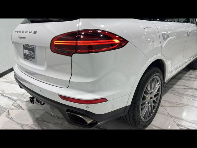 2017 Porsche Cayenne Base