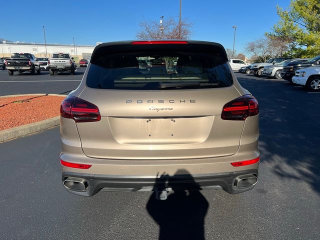 2017 Porsche Cayenne Base