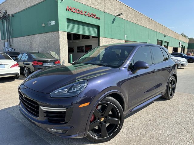 2017 Porsche Cayenne GTS