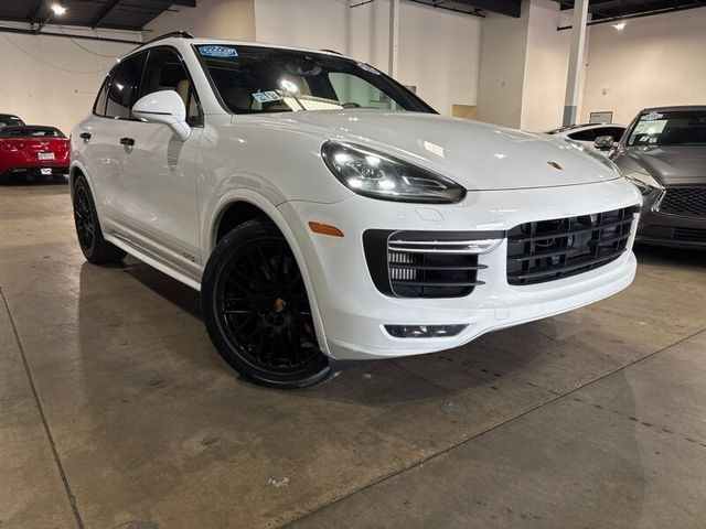 2017 Porsche Cayenne GTS