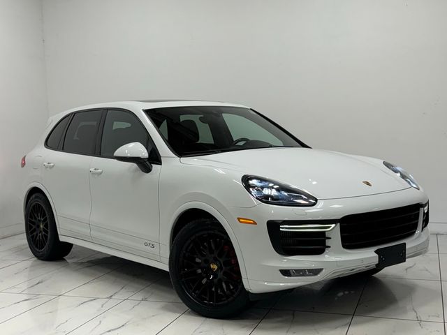 2017 Porsche Cayenne GTS