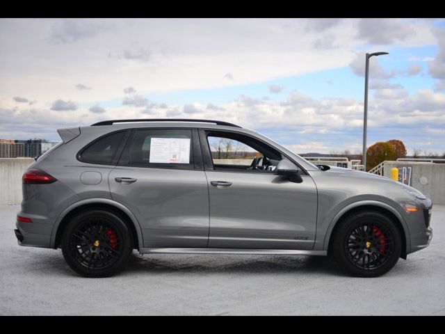 2017 Porsche Cayenne GTS