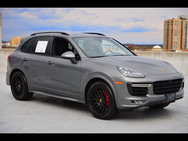 2017 Porsche Cayenne GTS